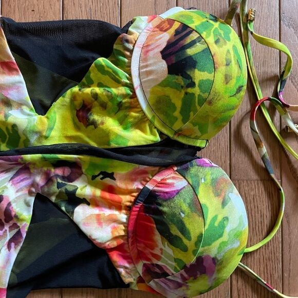 Beach Bunny One Piece Bathing Suit - Picture 7 of 10